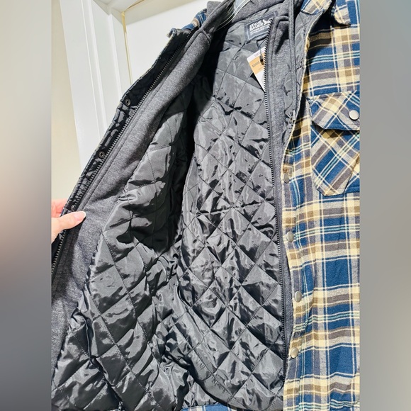 Eddie Bauer Quilted Plaid Hooded Shirt Jacket - Picture 5 of 6